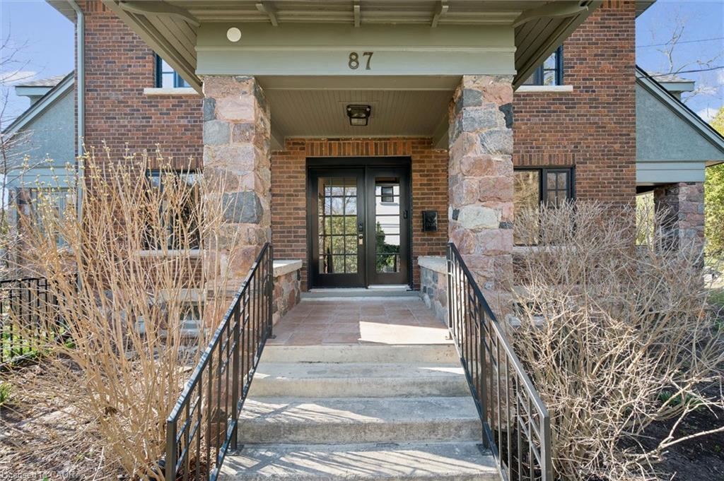 87 University Avenue W, Guelph ON N1G 1P1