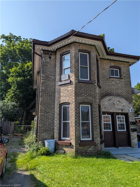 43 Port Street, Brantford ON N3S 1Y3
