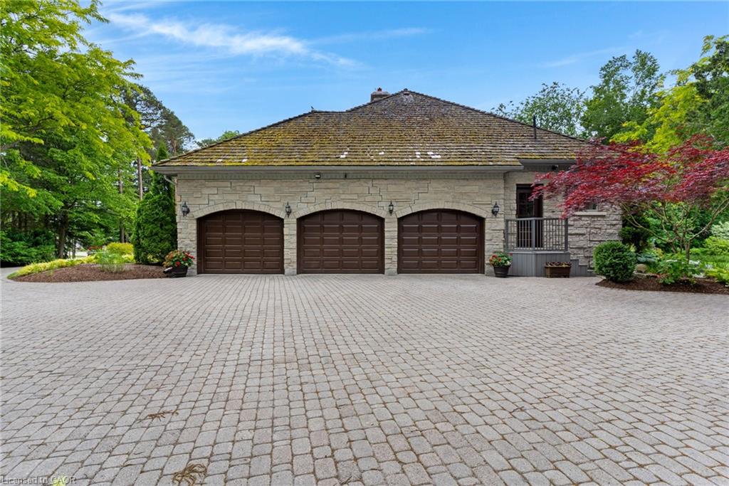 101 Deerpath Road, Cambridge ON N1T 1H7