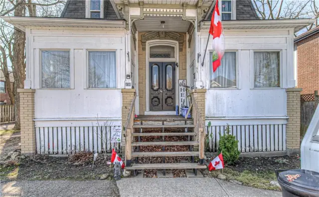 156 Grand Avenue S, Cambridge ON N1S 2M4