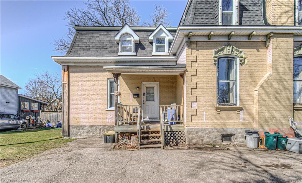 156 Grand Avenue S, Cambridge ON N1S 2M4