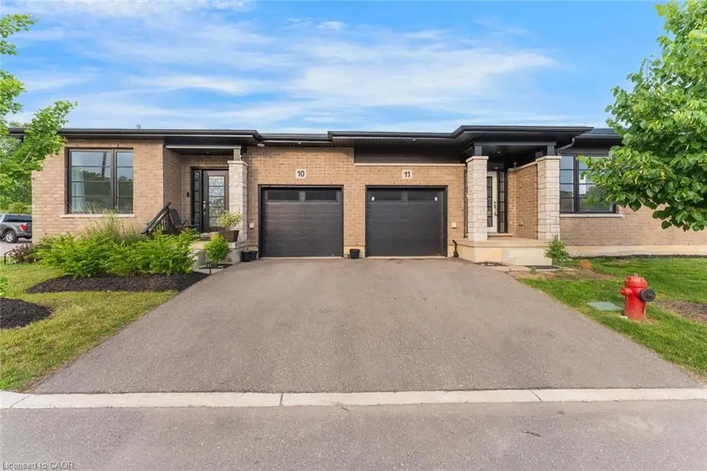 11-550 Grey Street, Brantford ON N3S 0C4