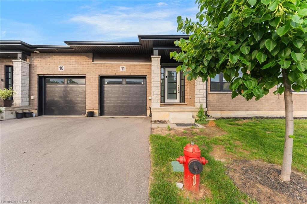 11-550 Grey Street, Brantford ON N3S 0C4