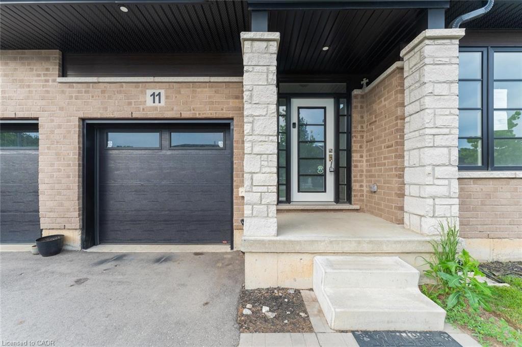 11-550 Grey Street, Brantford ON N3S 0C4
