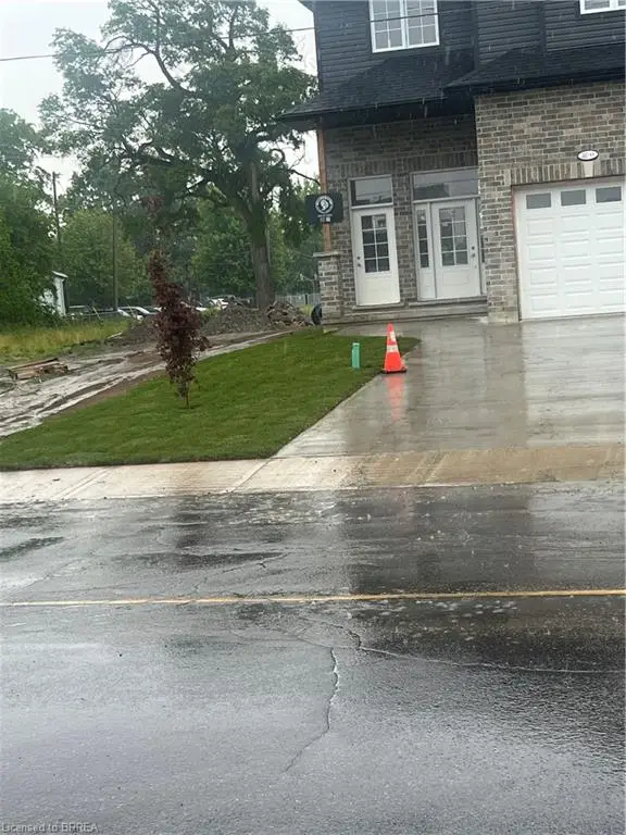 140 Mary Street, Brantford ON N3S 3B9