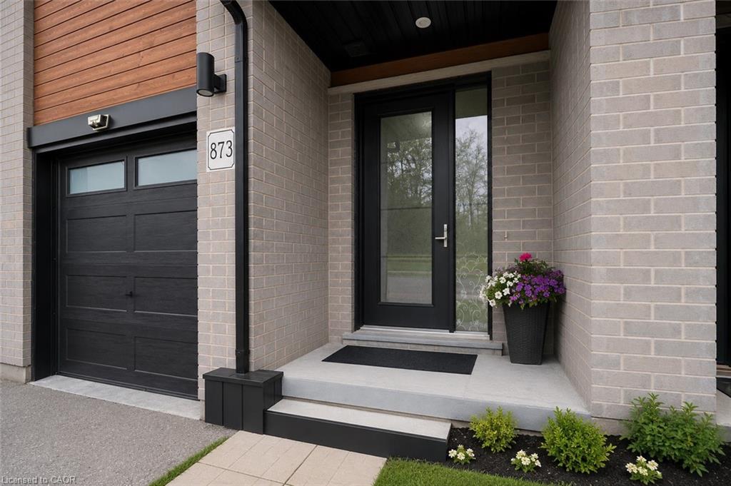 873 Robert Ferrie Drive, Kitchener ON N2R 0P2