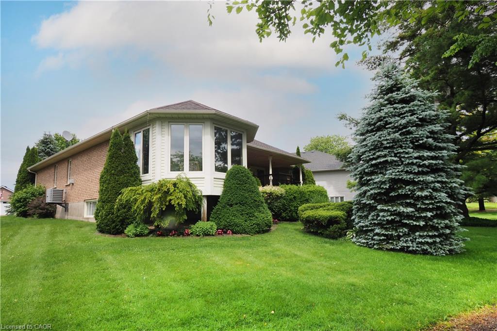 137 Foxboro Drive, Baden ON N3A 3N2