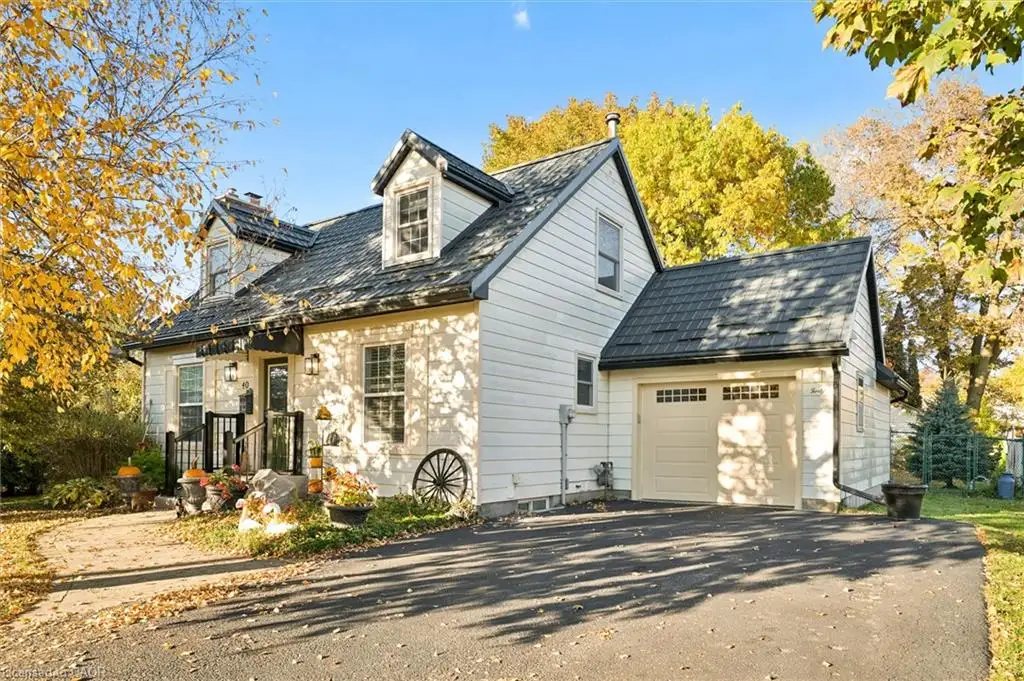 40 Water Street, St. Jacobs ON N0B 2N0