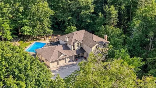 709 Glasgow Street, Kitchener ON N2M 2N7