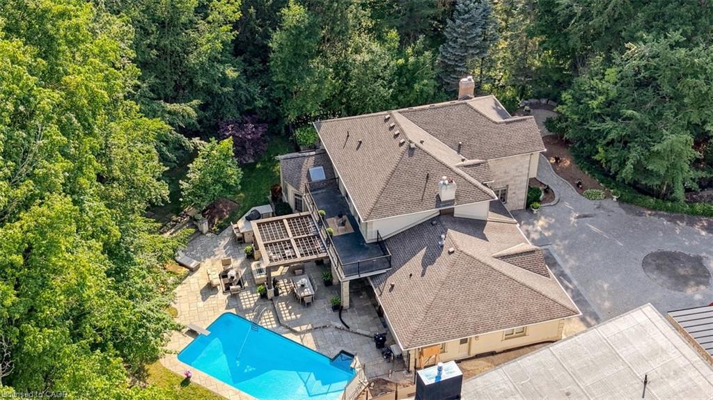 709 Glasgow Street, Kitchener ON N2M 2N7