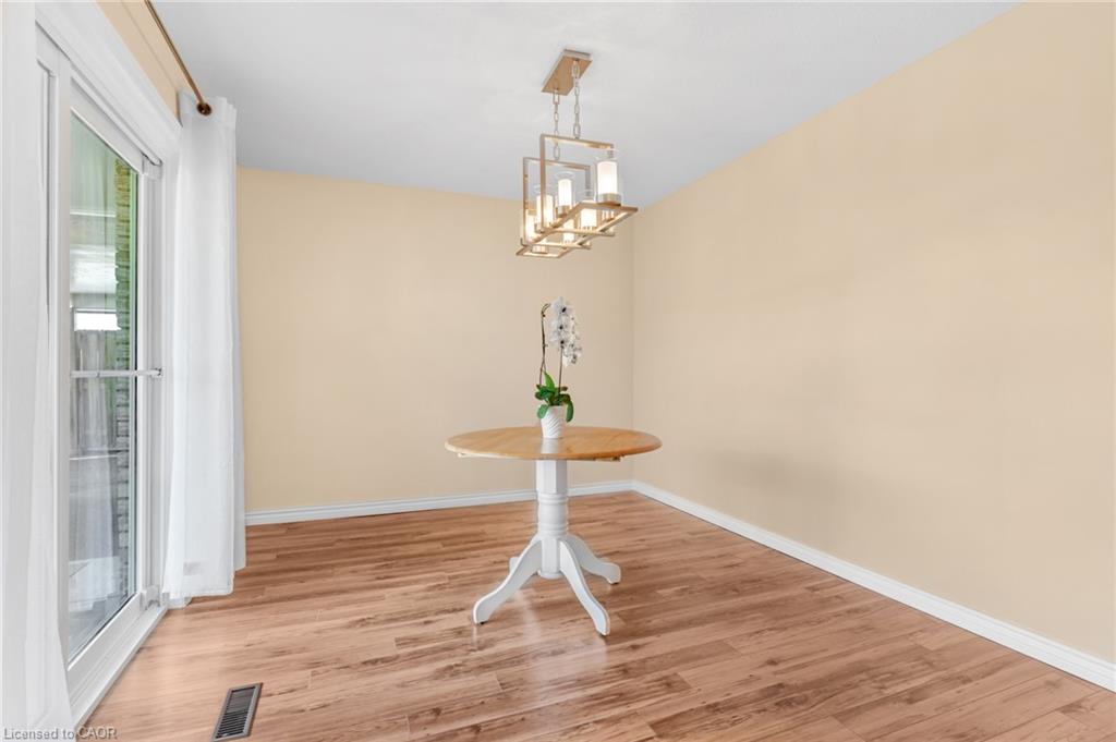51-14 Williamsburg Road, Kitchener ON N2E 1W1