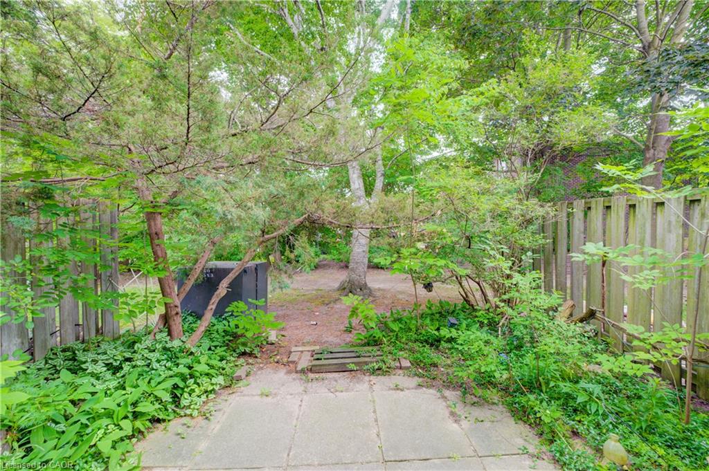 14-201 Silvercreek Pathway N, Guelph ON N1H 3T4