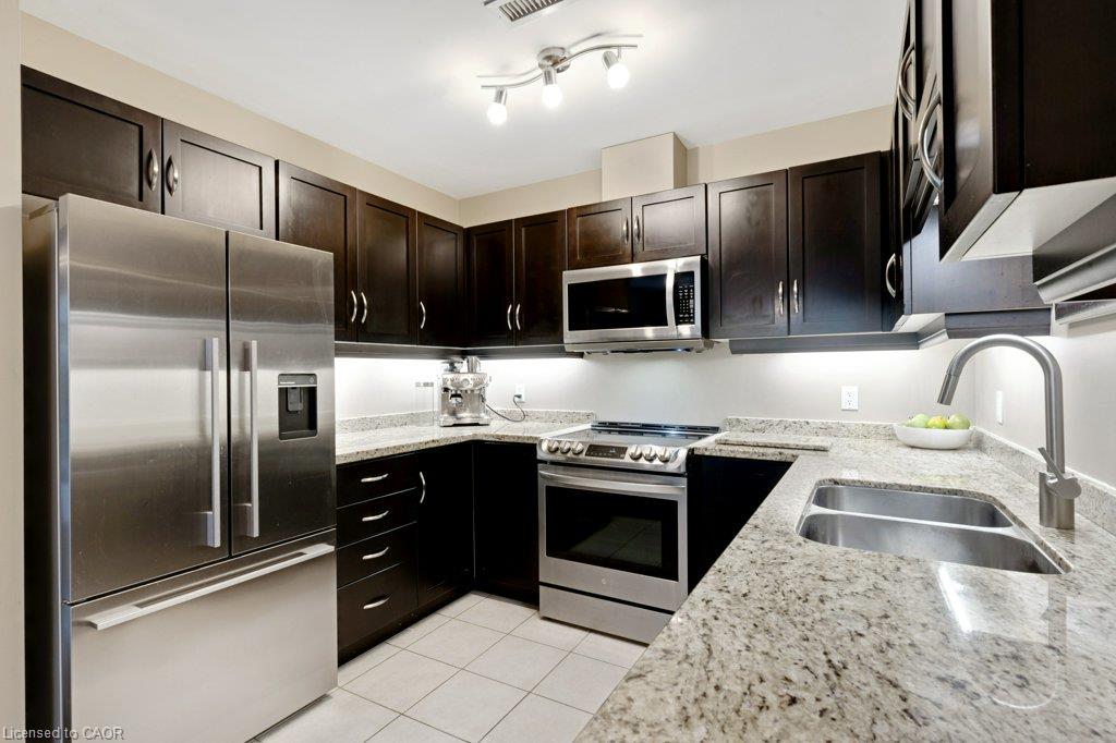 105-165 Duke Street E, Kitchener ON N2H 6T8