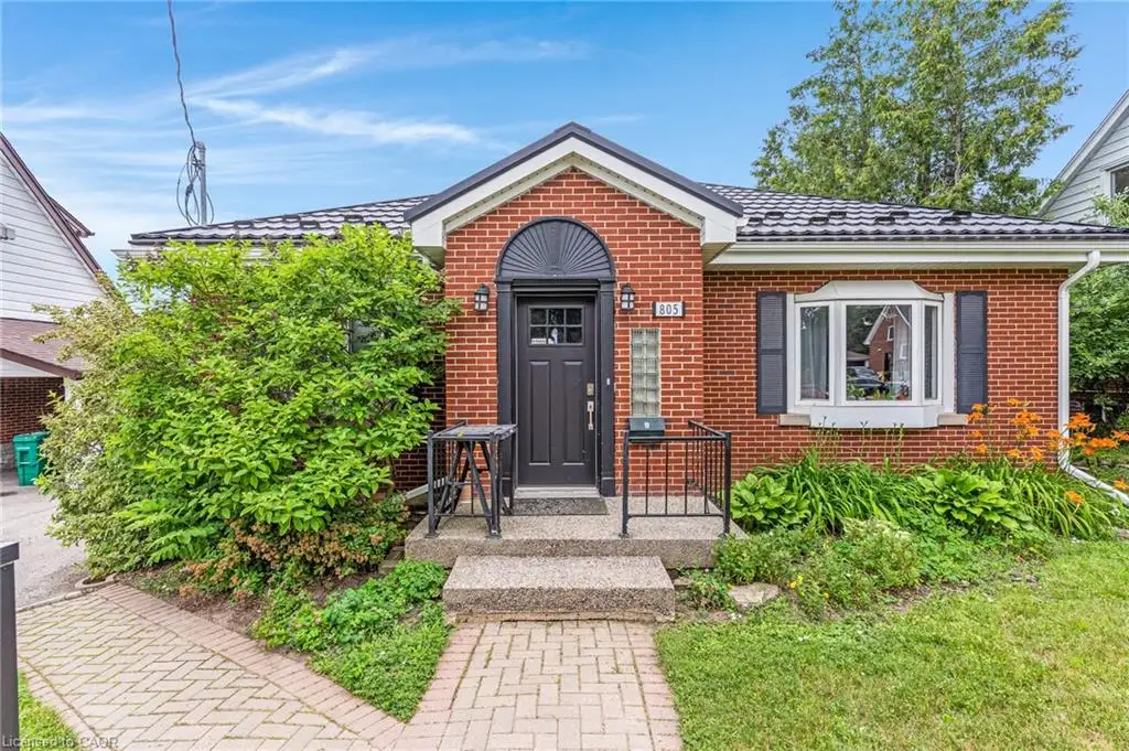 805 Rockway Drive, Kitchener ON N2G 3B6