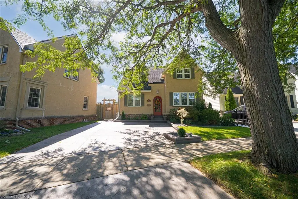 48 Lincoln Avenue, Brantford ON N3T 4S7