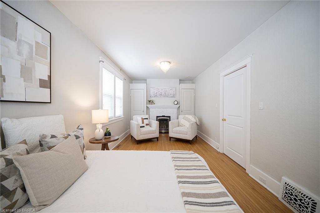 48 Lincoln Avenue, Brantford ON N3T 4S7