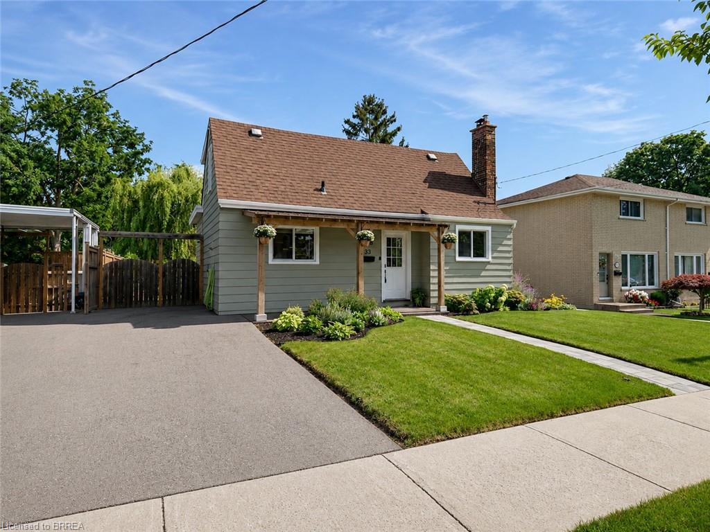 33 Wood Street, Brantford ON N3R 2K7