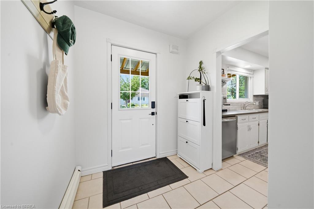 33 Wood Street, Brantford ON N3R 2K7