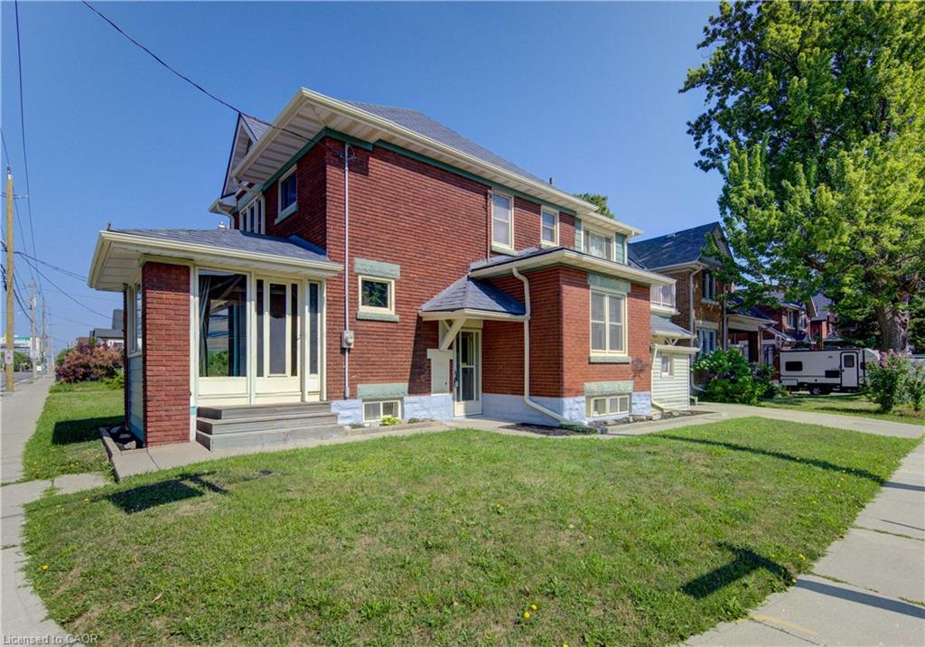 224 Weber Street E, Kitchener ON N2H 1E8