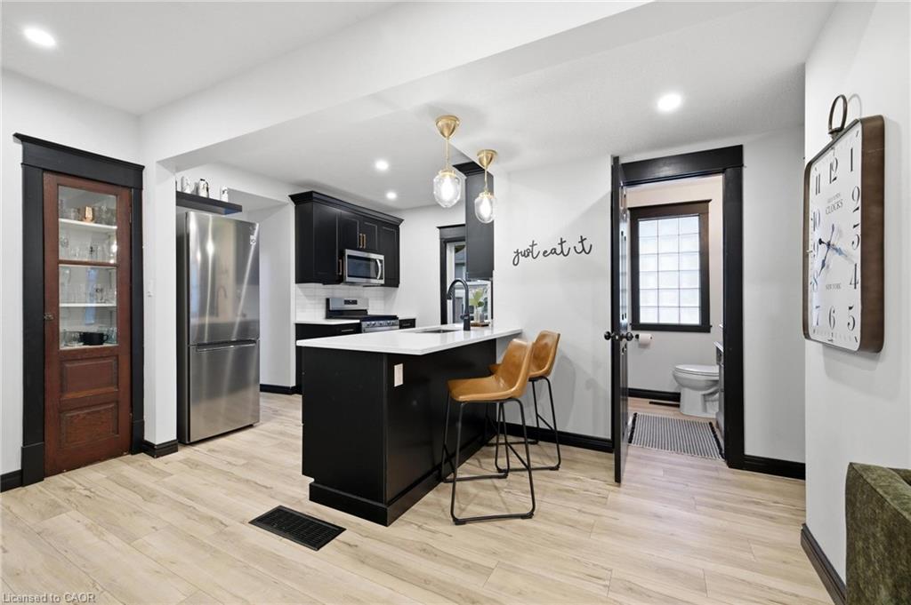35 Arthur Street N, Elmira ON N3B 1Z6