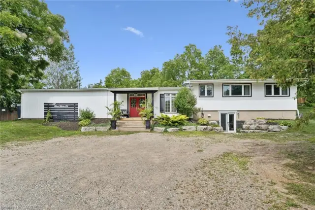 647 Brant-Waterloo Road, Ayr ON N0B 1E0