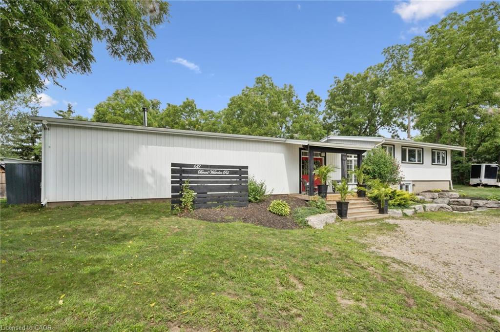 647 Brant-Waterloo Road, Ayr ON N0B 1E0