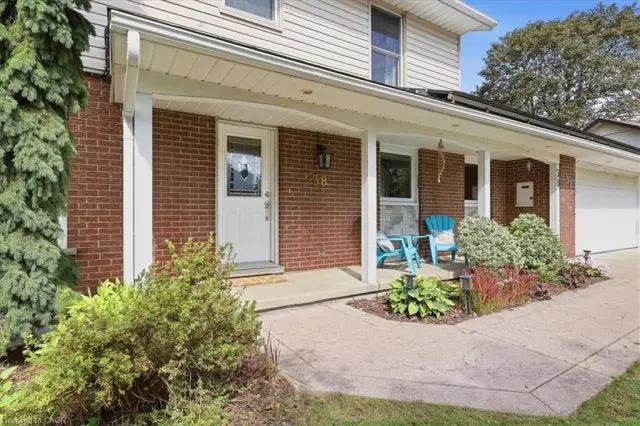 38 Lyle Place, Kitchener ON N2B 2J6