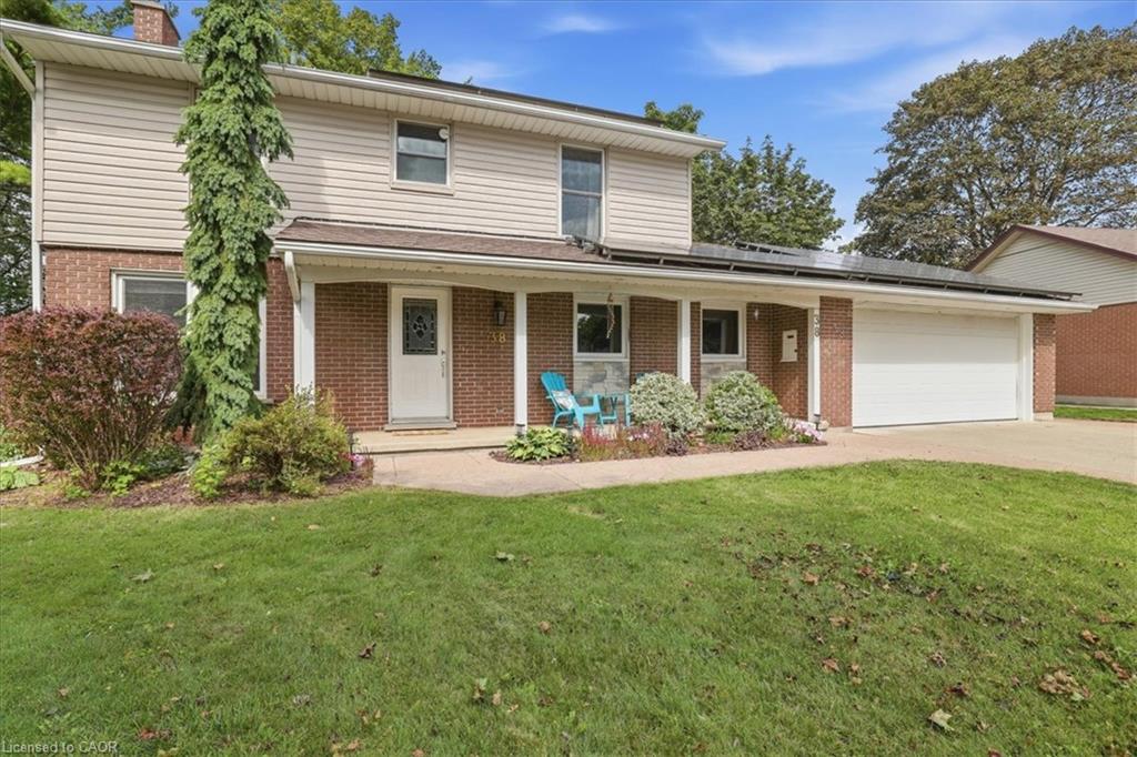 38 Lyle Place, Kitchener ON N2B 2J6
