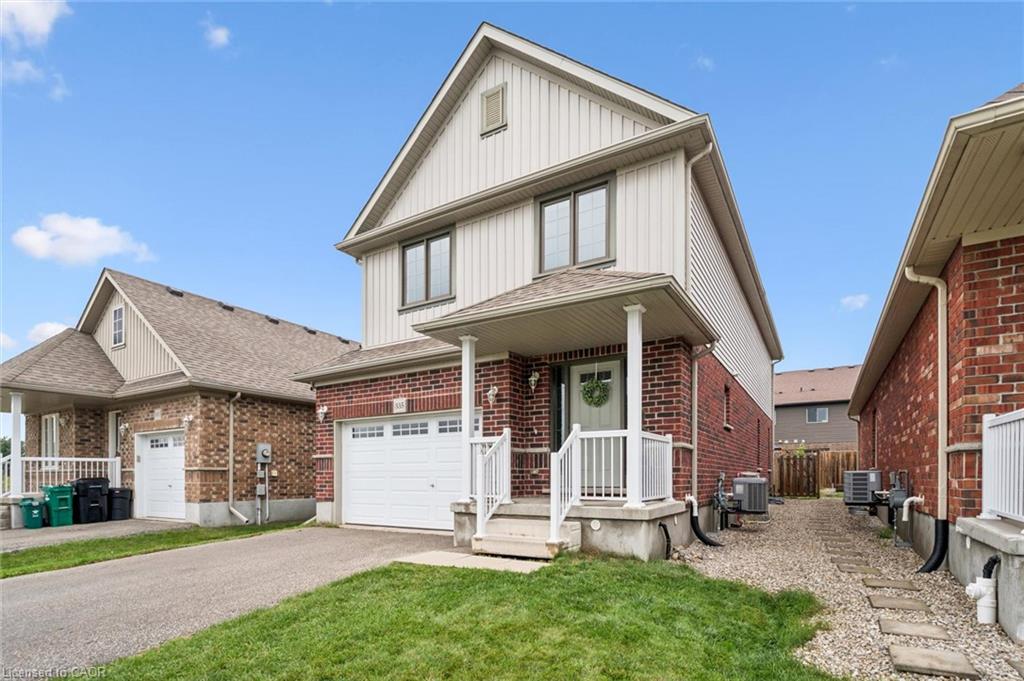 335 Finoro Crescent, Elmira ON N3B 0C3