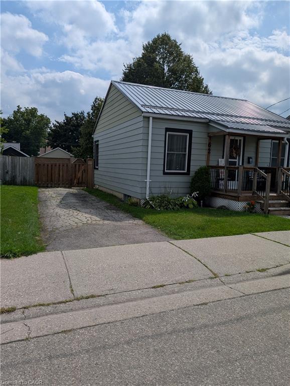 62 Ninth Avenue, Brantford ON N3S 1E4