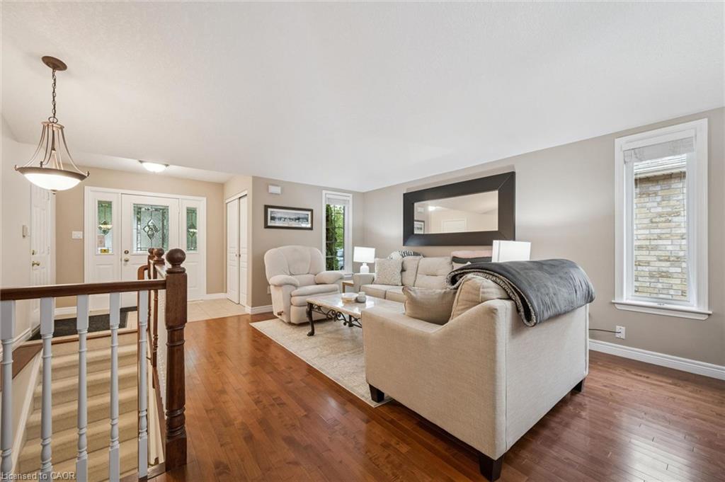 555 Killbear Court, Waterloo ON N2V 2R9