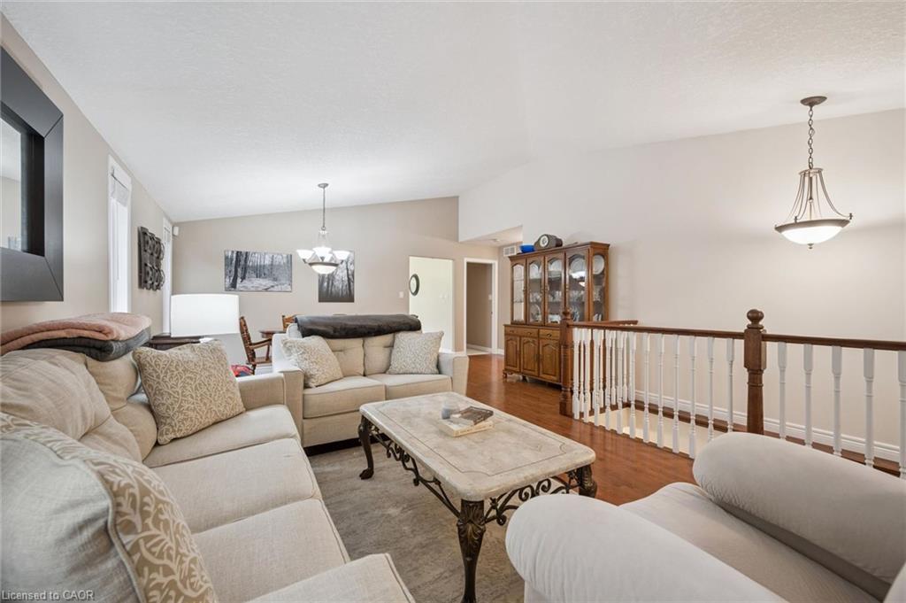 555 Killbear Court, Waterloo ON N2V 2R9