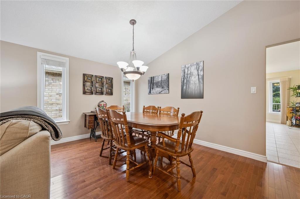 555 Killbear Court, Waterloo ON N2V 2R9