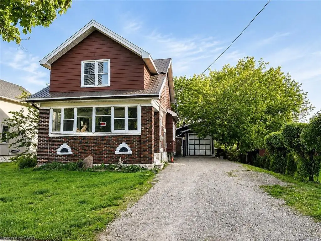 27 Oak Street, Kitchener ON N2G 1L4