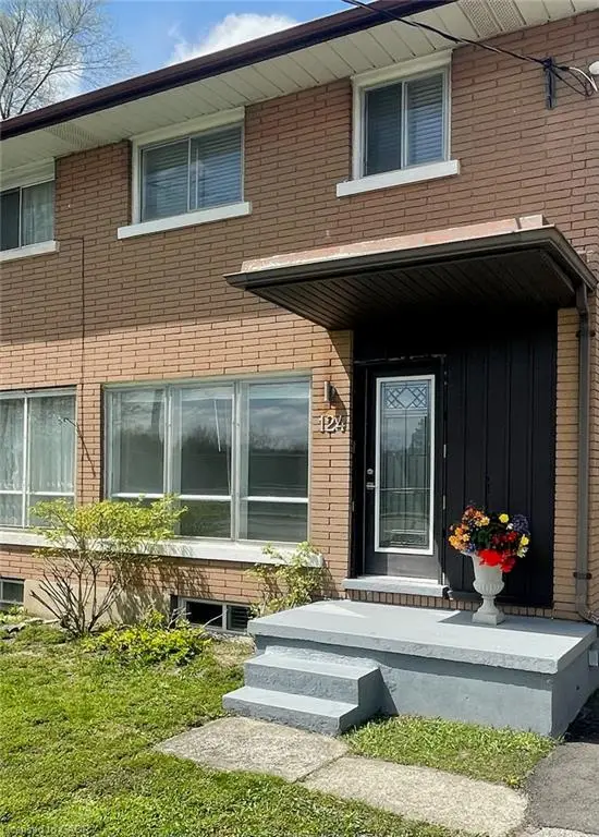 124 Avalon Place, Kitchener ON N2M 4N7