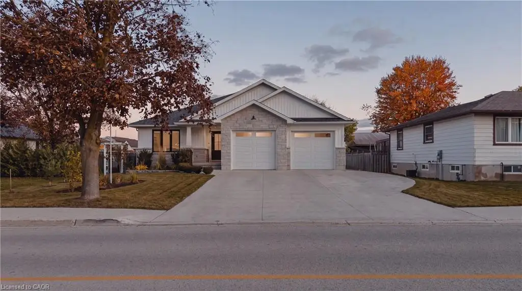 635 King Street, Palmerston ON N0G 2P0