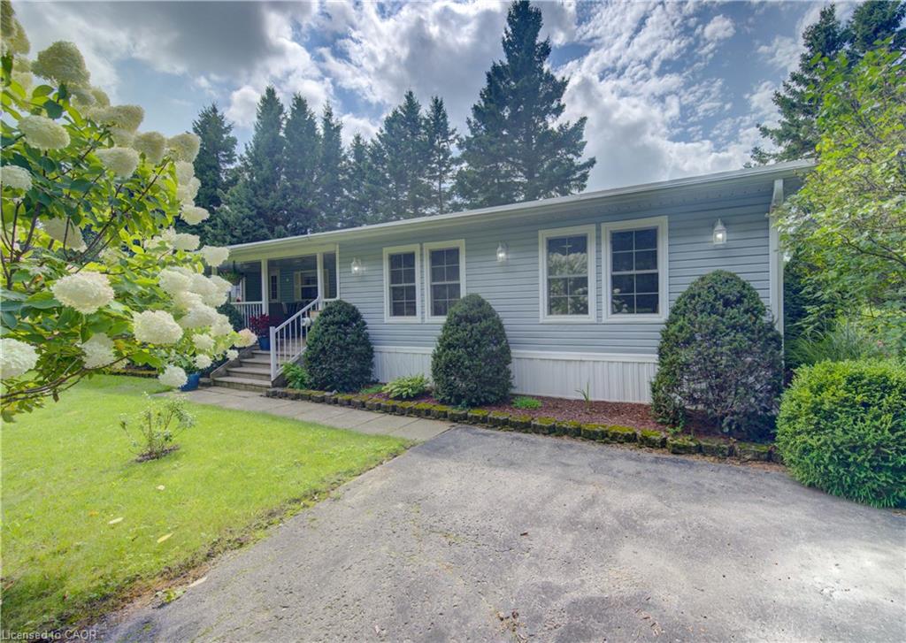 30 Grand Vista Crescent, Mount Forest ON N0G 2L0
