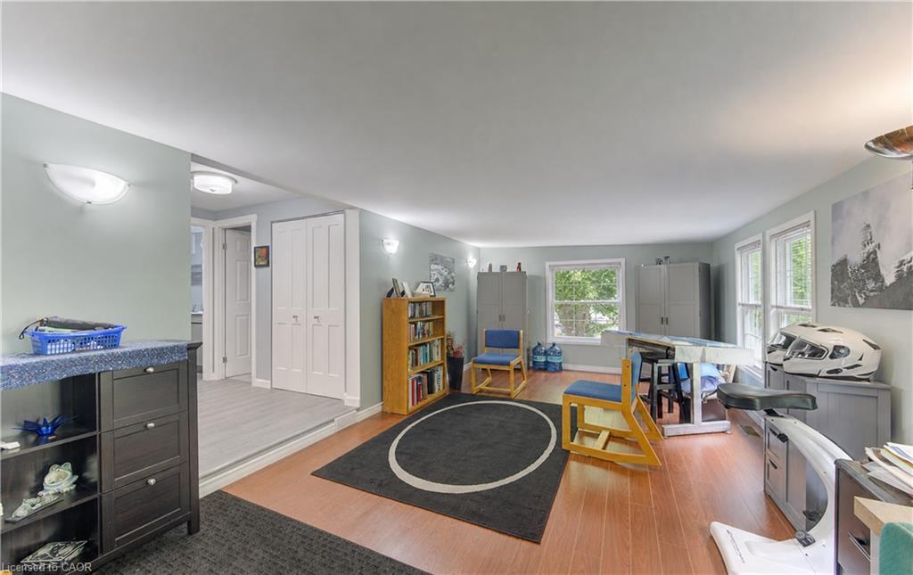 30 Grand Vista Crescent, Mount Forest ON N0G 2L0