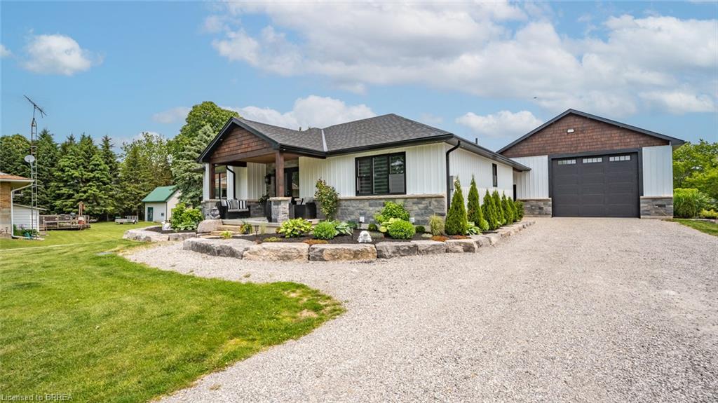 6 Kings Lane, Scotland ON N0E 1R0