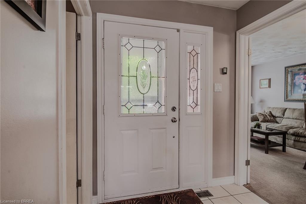 45 Olivetree Road, Brantford ON N3R 7X1