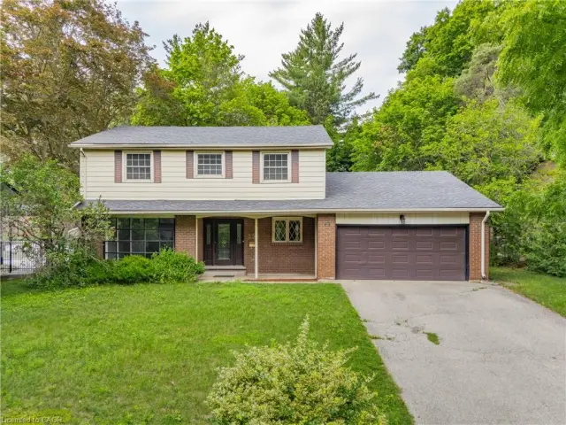 256 Shakespeare Drive, Waterloo ON N2L 2T6