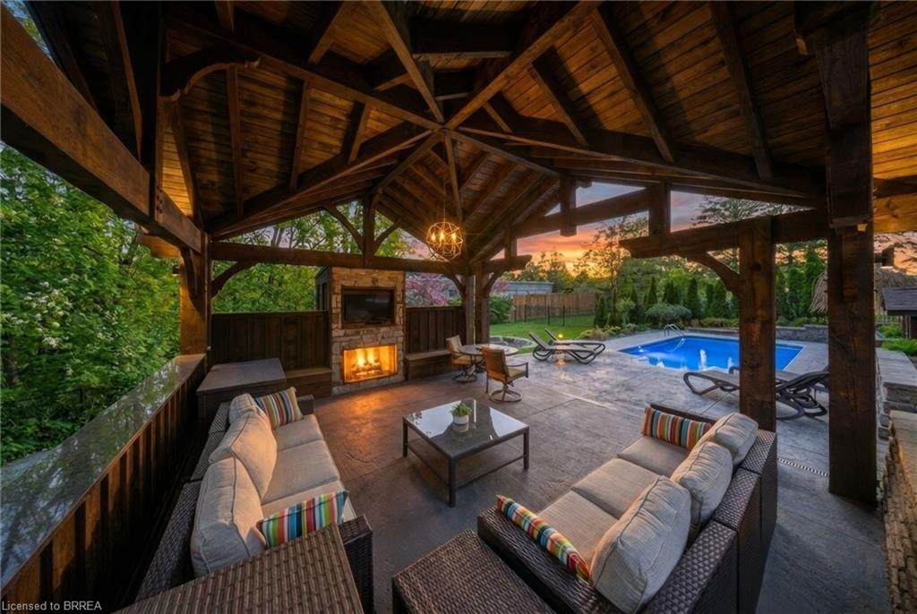 360 Robinson Road, Brantford ON N3T 5L7