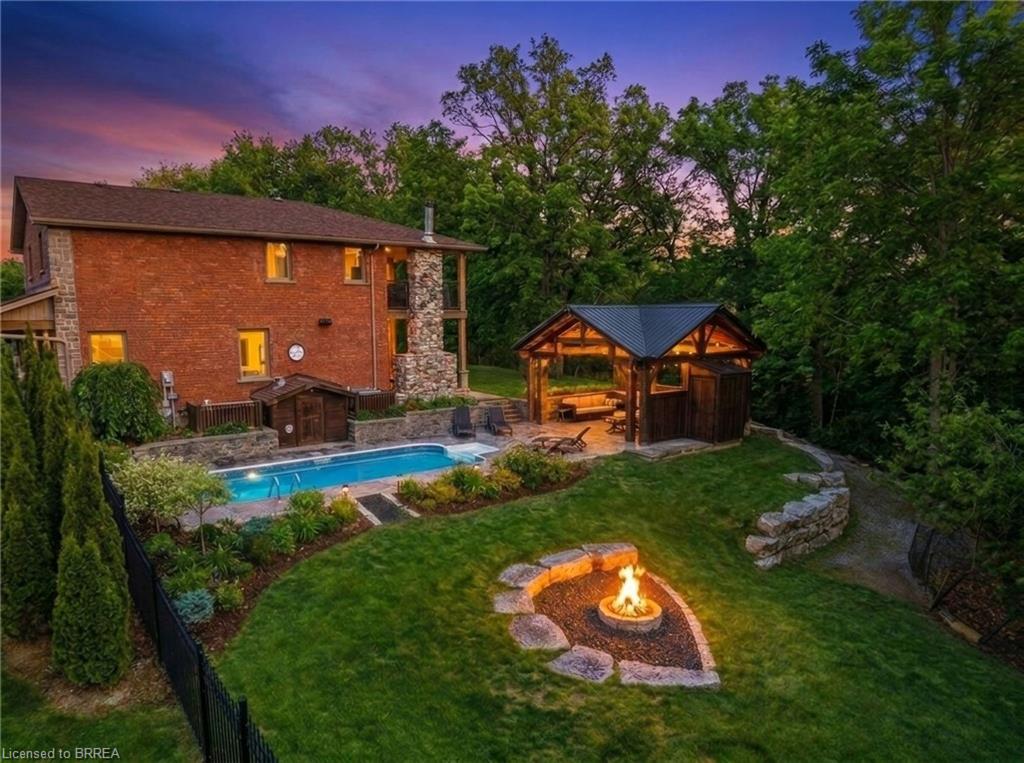 360 Robinson Road, Brantford ON N3T 5L7