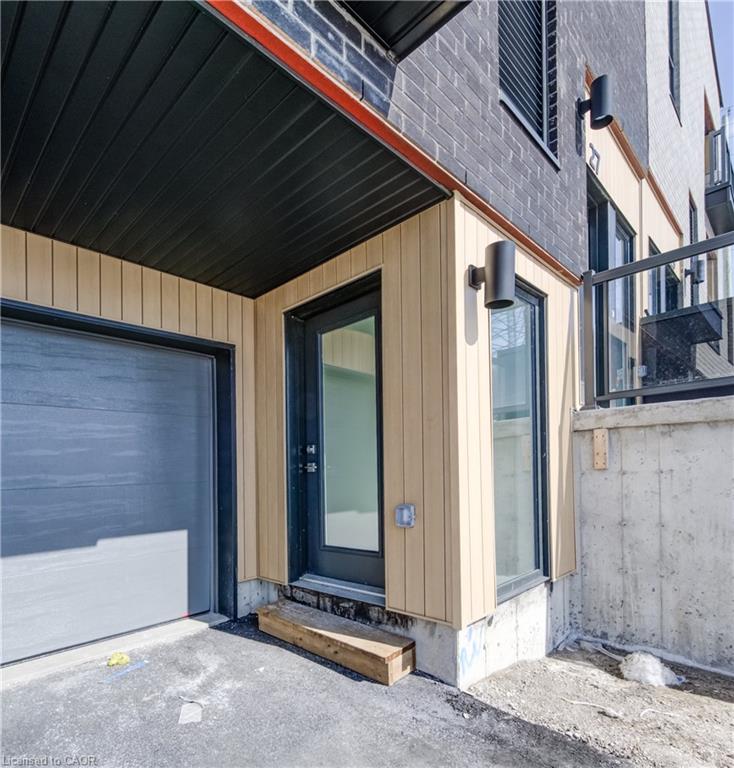 27 Urbane Boulevard, Kitchener ON N2E 0H8