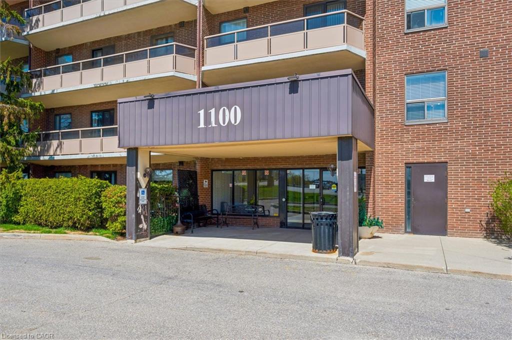 302-1100 Courtland Avenue E, Kitchener ON N2C 2H9