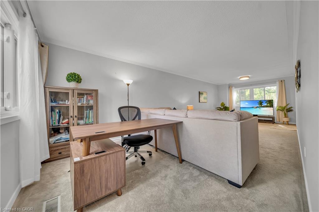 101-121 University Avenue E, Waterloo ON N2J 4J1