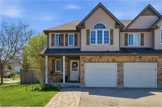 541 Wild Iris Avenue, Waterloo ON N2V 2W4