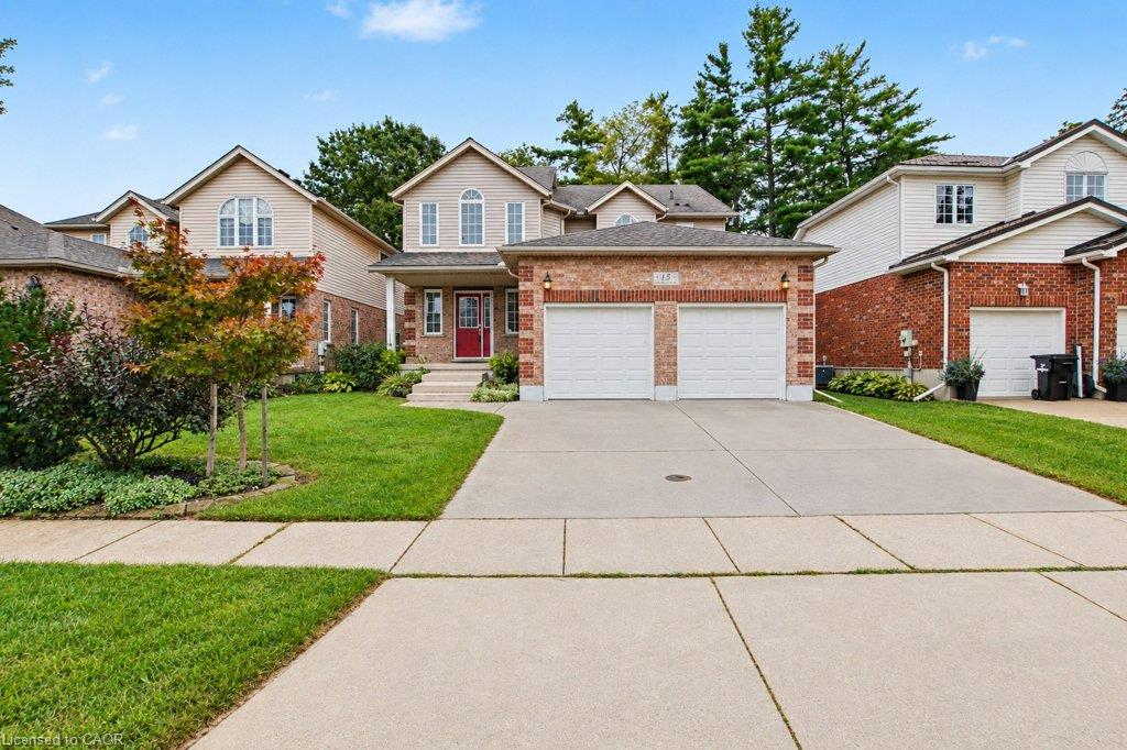 15 Sim Court, Cambridge ON N1S 5B1