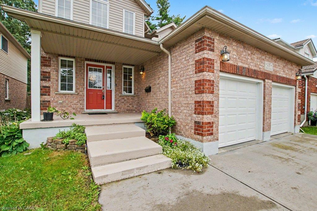 15 Sim Court, Cambridge ON N1S 5B1