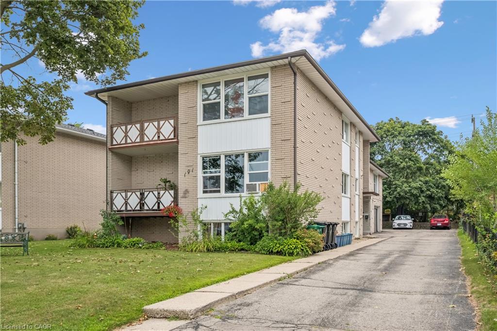 101 Secord Avenue, Kitchener ON N2B 2L3